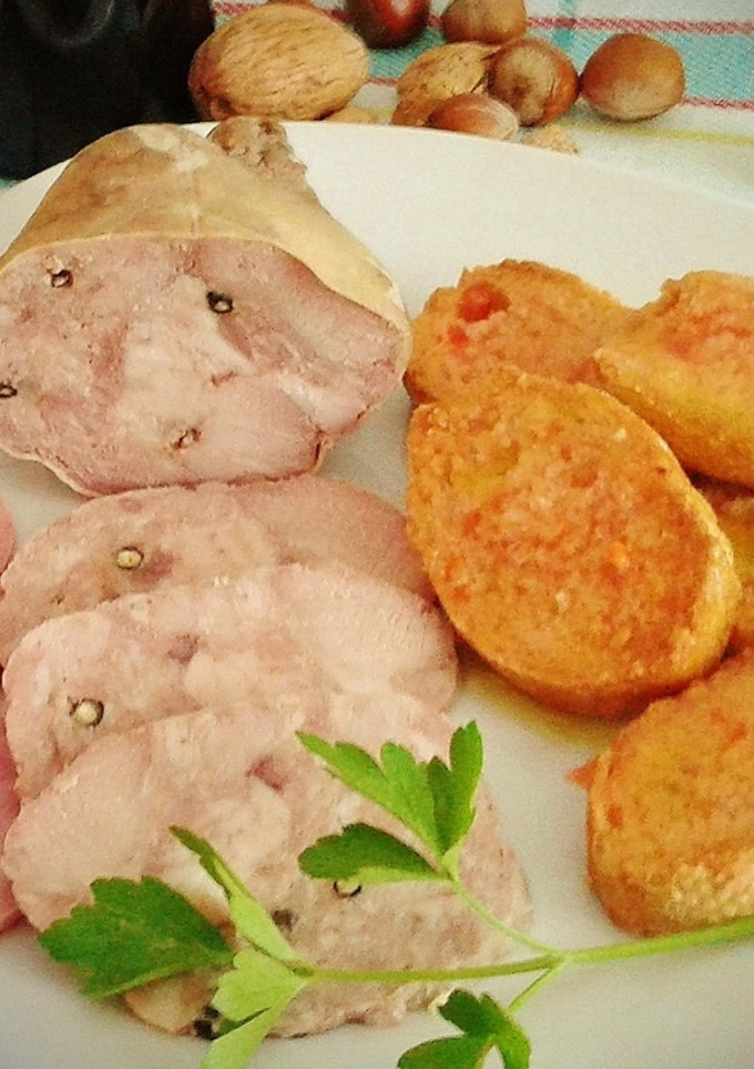 Una foto de Fiambres, vientre relleno y catalana