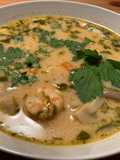 Tom Kha Goong (ต้มยำกุ้ง) (Sopa picante Thai con gambas)