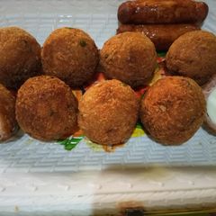 Scotch eggs A picture of Scotch eggs.
