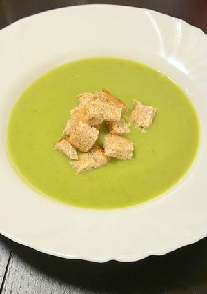 Póréhagyma-krémleves (vegán) recept fotója
