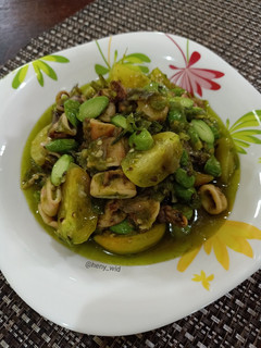 Foto resep Cumi Asin Pete ala Sambal Ijo Padang