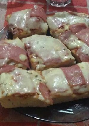 Una foto de Pizza con gustos hecha en casa