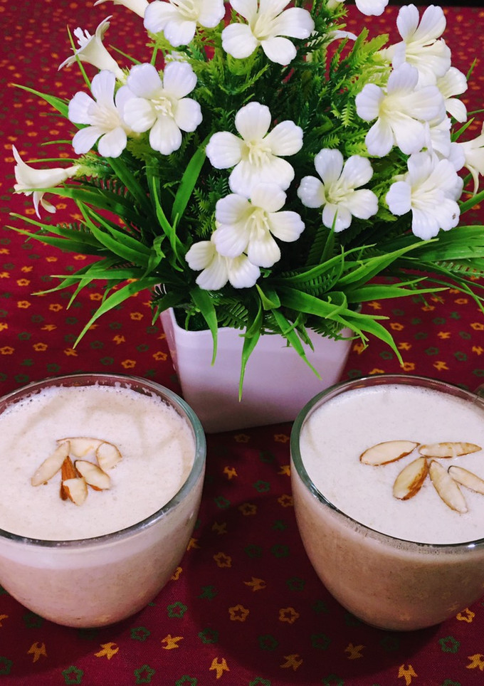 A picture of Dates Smoothie.