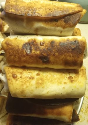 A picture of Broccoli, Ham and Cheese Fried Burritos.