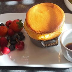 A picture of Fluffy Souffle Style Pancakes.
