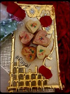 हार्ट शेप वनीला कुकीज़ (heart shape vanilla cookies recipe in Hindi) रेसिपी मुख्य फोटो