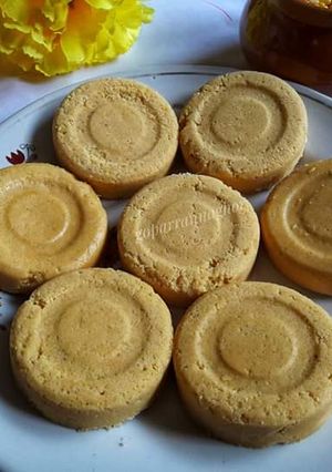 মুগ ডালের সন্দেশ (moog daler sandesh recipe in Bengali) রেসিপির প্রধান ছবি