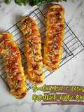 Smokeed Beef And Cheese Hasselback Garlic Bread