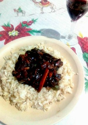 Una foto de Pavo estilo teriyaki, con arroz y quinoa (amaranto)