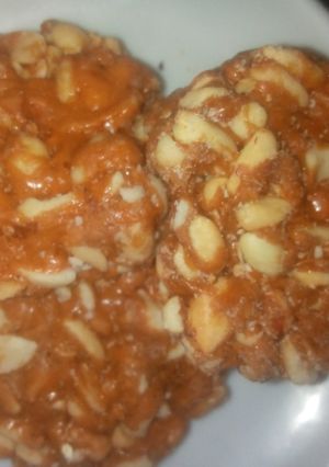 A picture of Crunchy peanut baar.