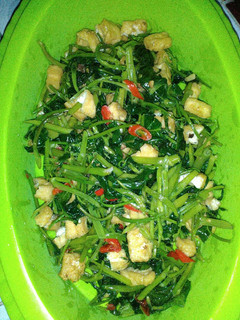 Foto resep Tumis kangkung tahu
