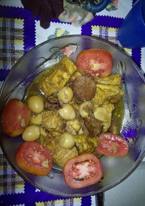 Foto resep Semur Tahu Telur Puyuh