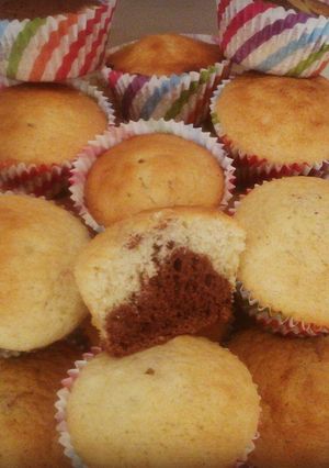 A picture of Fluffy chocolate cup cakes.