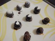 Gambar bola-bola coklat oreo