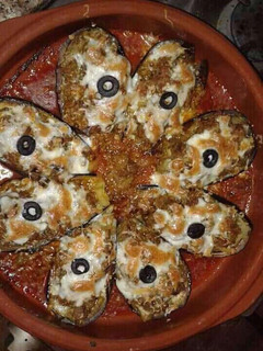 صورة لوصفة طاجين دنجان بي فرماج (جبنة) كفتة