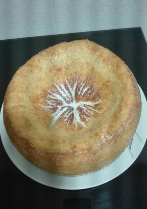 Una foto de Bizcocho de leche condensada con yogur de limón