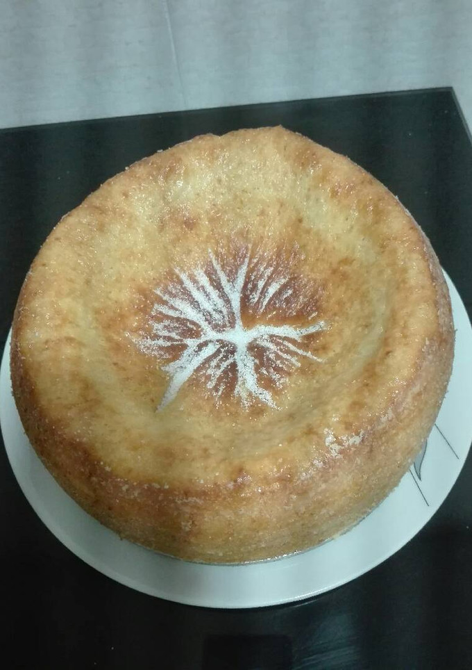 Una foto de Bizcocho de leche condensada con yogur de limón