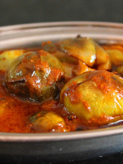 எண்ணெய் கத்திரிக்காய் குழம்பு செய்முறை முக்கிய புகைப்படம்