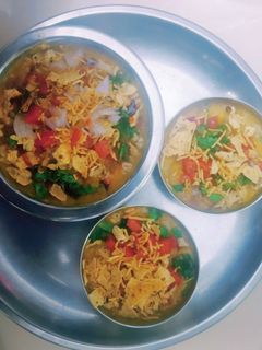 मूरादाबादी दाल चाट (muradabadi dal chaat recipe in Hindi) रेसिपी मुख्य फोटो