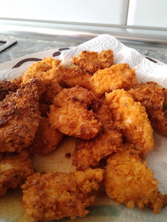 Una foto de Nuggets de pollo con Doritos