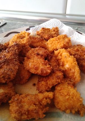 Una foto de Nuggets de pollo con Doritos