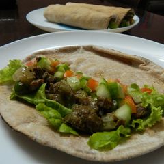 A picture of Beef wrap.