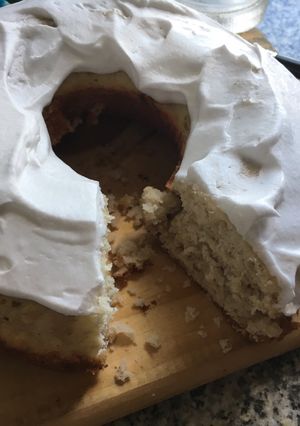 Una foto de Bizcochuelo con banana Apto- sin leche- económico