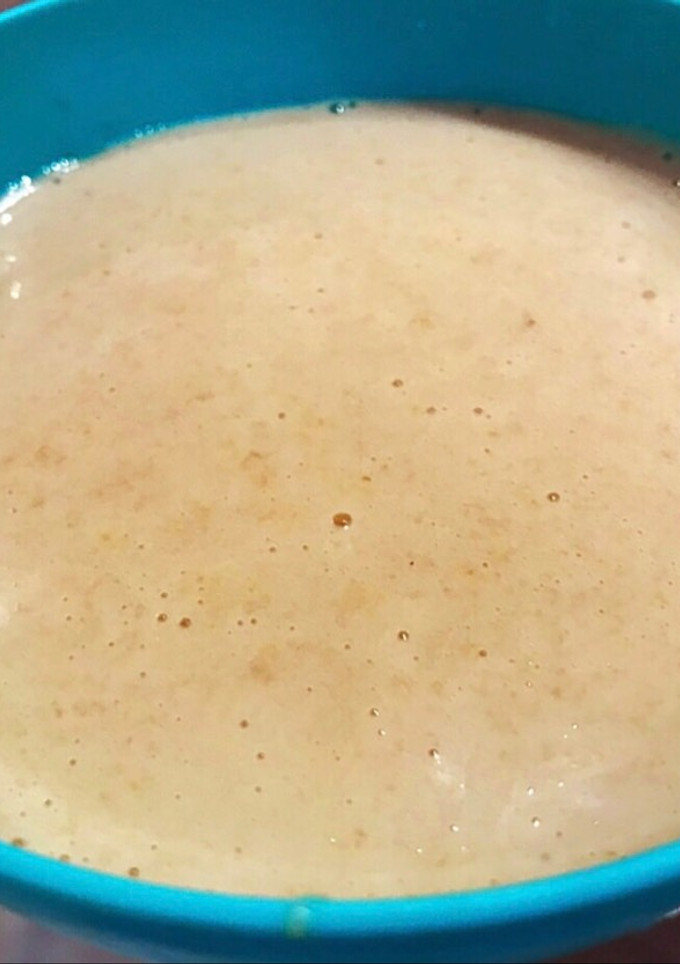 Una foto de Leche condensada casera hecha con avena, al microondas light y saludable