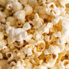 A picture of Small portion o kettlecorn.