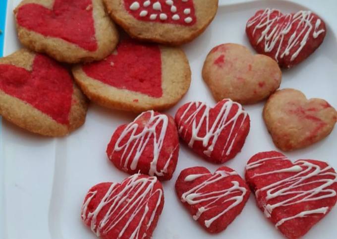 Simple Way to Prepare Ultimate Vanilla Heart Shape Cookies