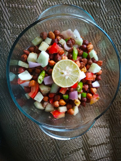 A picture of Chana chat.