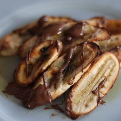 Air fry banana in syrup and Nutella A picture of Air fry banana in syrup and Nutella.