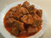 Una foto de magro con tomate olla express