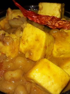 মটর পনির(Mator paneer recipe in Bengali) রেসিপির প্রধান ছবি