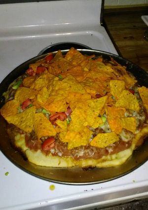 A picture of Ponderosa Dixie pizza.