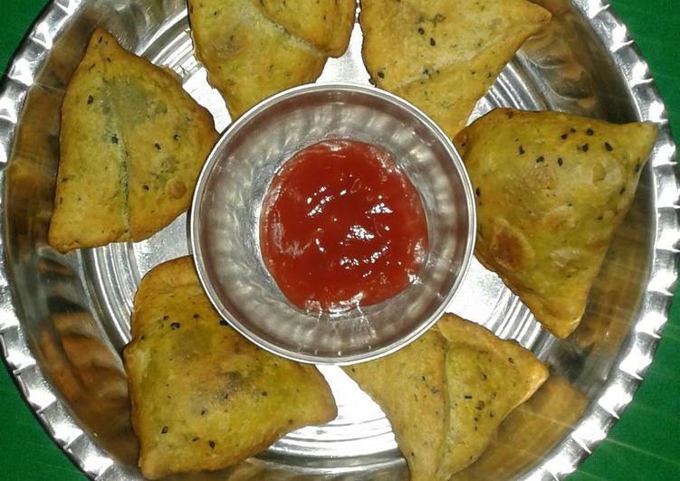 Recipe of Award-winning Palak Samosa