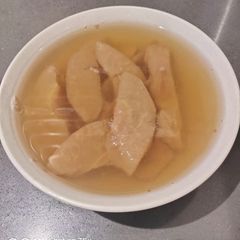 A picture of Pear Dessert.