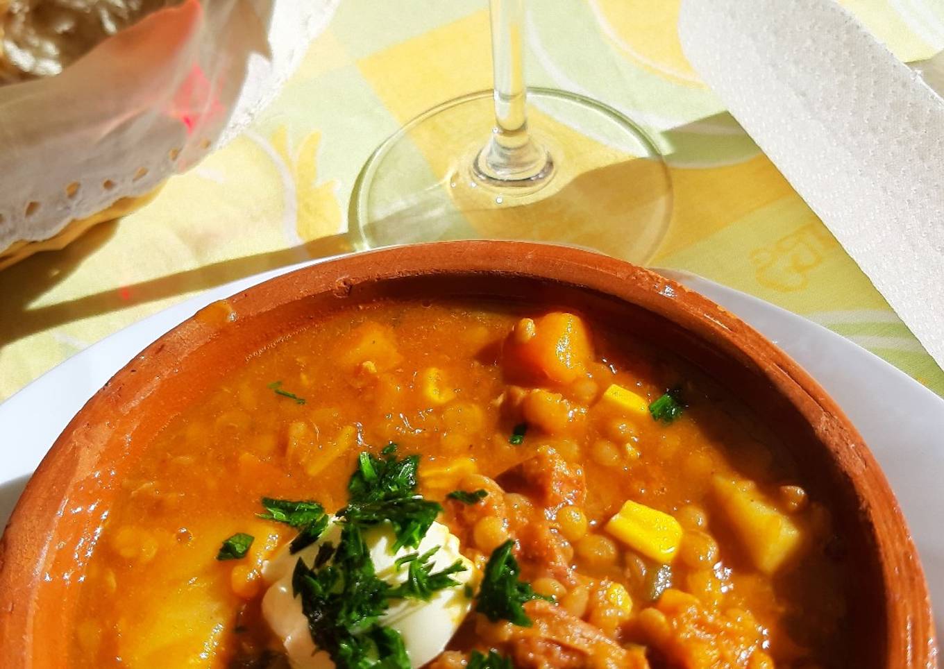 Guiso de lentejas como pintó