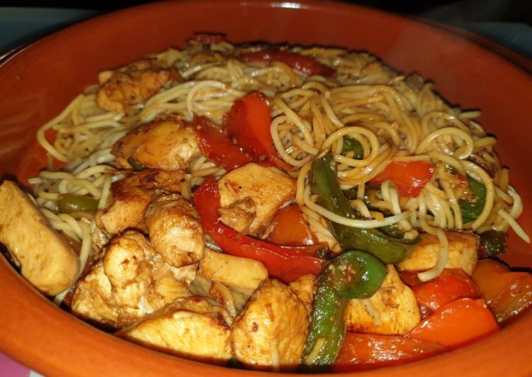 🇯🇵Fideos chow mein noodles con pollo y verduras🇯🇵