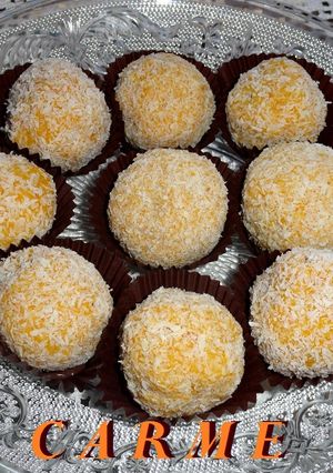 Foto principal de Trufas de coco, zanahoria y mandarina