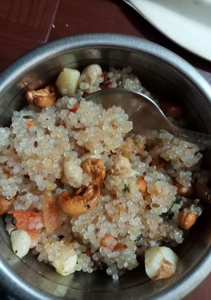 साबूदाना खिचड़ी (sabudana khichdi recipe in Hindi) रेसिपी मुख्य फोटो