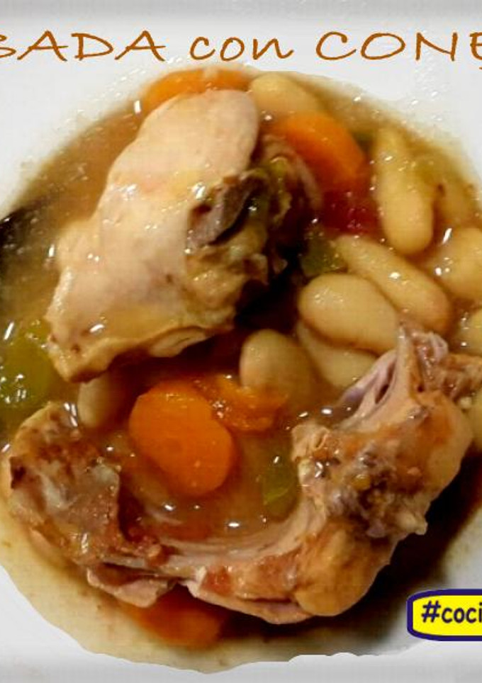 Una foto de Fabada con Conejo