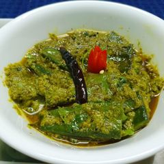 A picture of Flat Beans with Coriander paste (Dhaniya Shim).