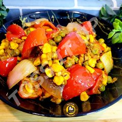A picture of Capsicum And Onion Mix Veg.