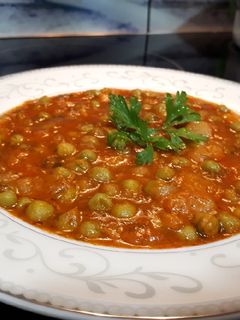 Una foto de Guisantes con mucha salsa vegano