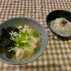 รูปของ Sup Miso Tahu dan Enoki