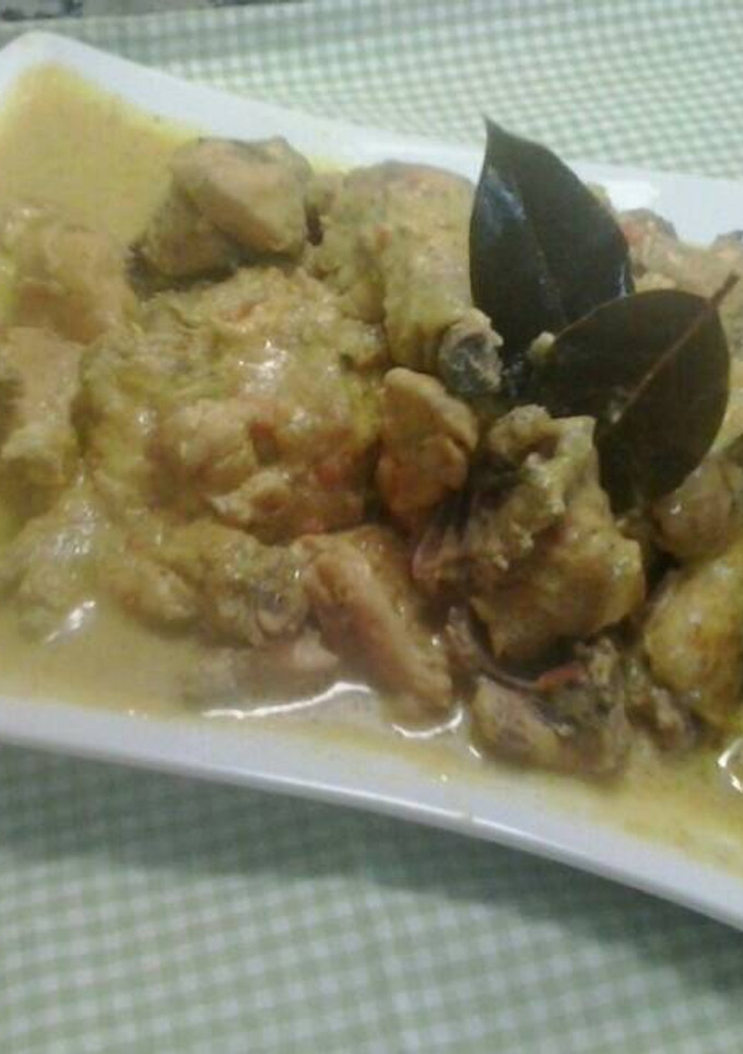 Una foto de Pollo al curry