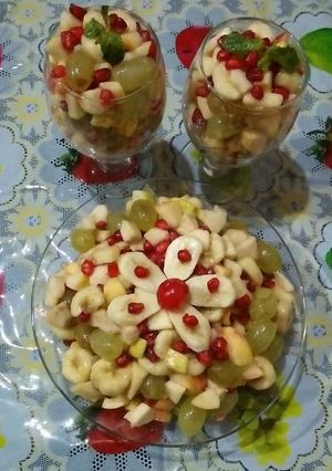 A picture of Fruit Chaat🍌🍎🍋🍇.