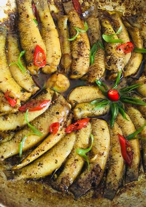 Hình của món Cá bống kho nghệ.