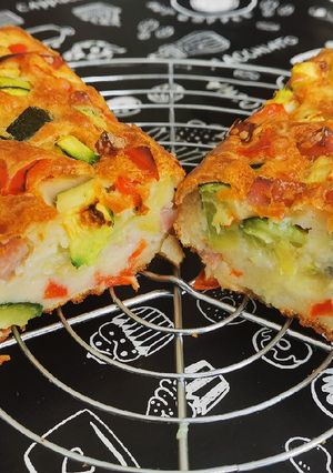 Une photo de 🍴Cake poivron, courgettes, jambon !! 🍴